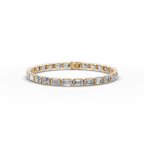 14 ct Emerald Lab Grown Diamond Tennis Bracelet in yellow gold, front view