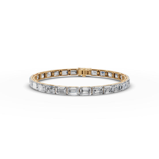 19.6 ct Emerald Lab Grown Diamond Tennis Bracelet in yellow gold, front view