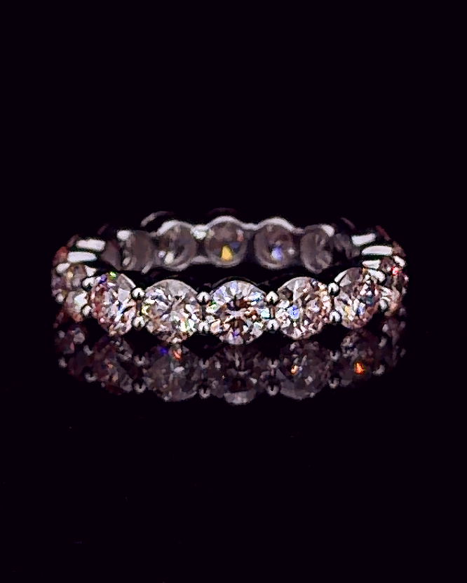 The Éternelle — Round Diamond Eternity Ring