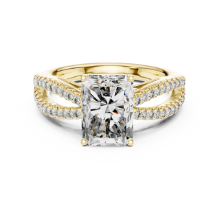 radiant diamond pavé split-shank ring in yellow gold
