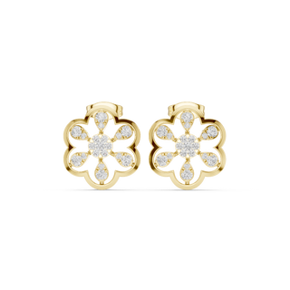 Front face of the yellow gold Petal Radiance stud earrings