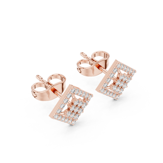 Side profile of the rose gold square geometric earrings