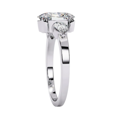 Side profile of white gold oval diamond ring band.