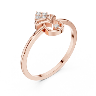 round peacock cluster diamond ring in rose gold
