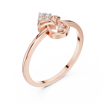round peacock cluster diamond ring in rose gold
