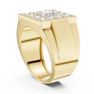 Princess & round diamond cluster signet ring in yellow gold
