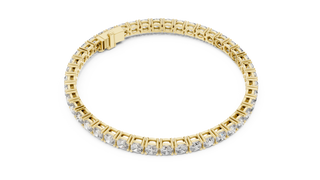 Cushion Cut Diamond Tennis Bracelet in Yellow Gold