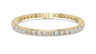 Cushion Cut Diamond Tennis Bracelet in Yellow Gold