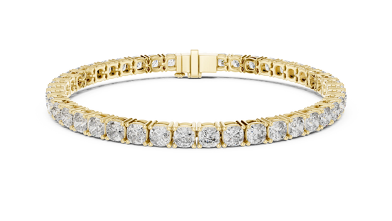 Cushion Cut Diamond Tennis Bracelet in Yellow Gold