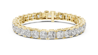 Princess Cut Diamond Tennis Bracelet in Yellow Gold
