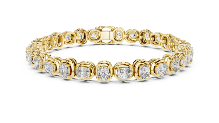 Cushion Cut Diamond Tennis Bracelet in Yellow Gold