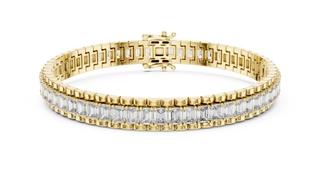 Emerald Cut Diamond Tennis Bracelet in Yellow Gold