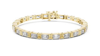 Emerald Cut Diamond Tennis Bracelet in Yellow Gold