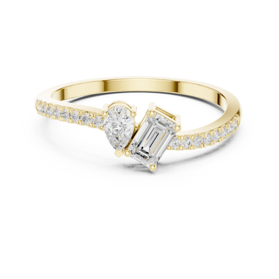 Pear and emerald lab grown diamond toi et moi ring in yellow gold
