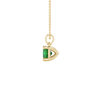 Side profile, yellow gold emerald green pendant, classic basket gallery.