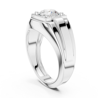 Round diamond solitaire signet ring in white gold
