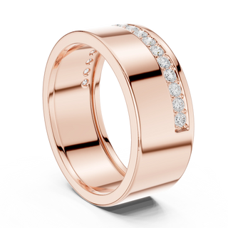 Round diamond pavé wedding band ring in rose gold
