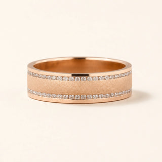Round Cut Lab Grown Diamond Channel-Set Men's Wedding Ring in Yellow Gold
