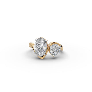 Oval and Round Lab Grown Diamond Toi et Moi Ring in yellow gold, front view
