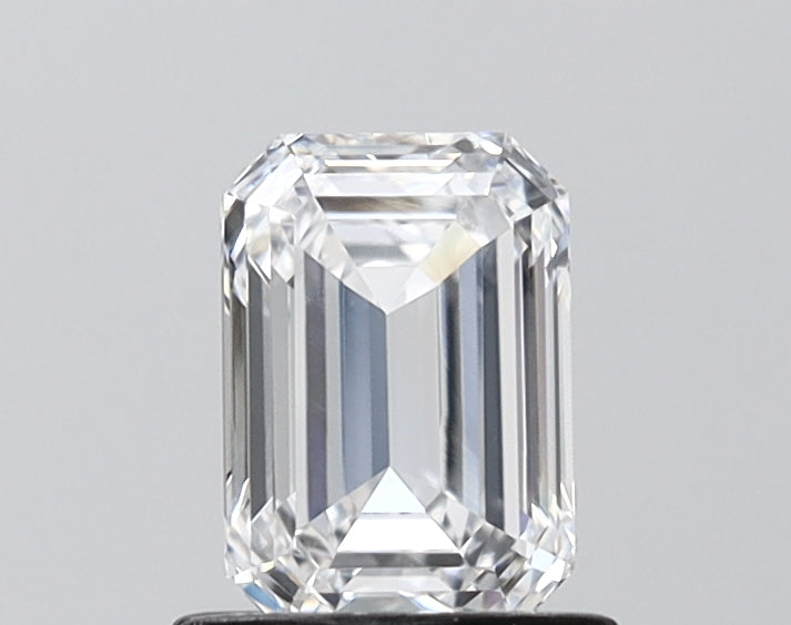 0.92ct Emerald D IF Lab-Grown Diamond