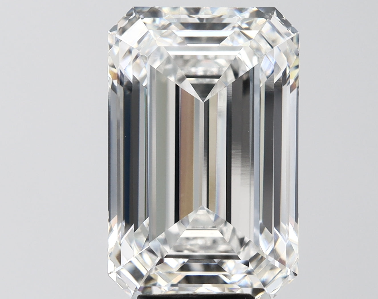 9.58ct Emerald F VVS2 Lab-Grown Diamond