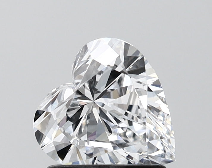 1.04ct Heart D VVS2 Lab-Grown Diamond