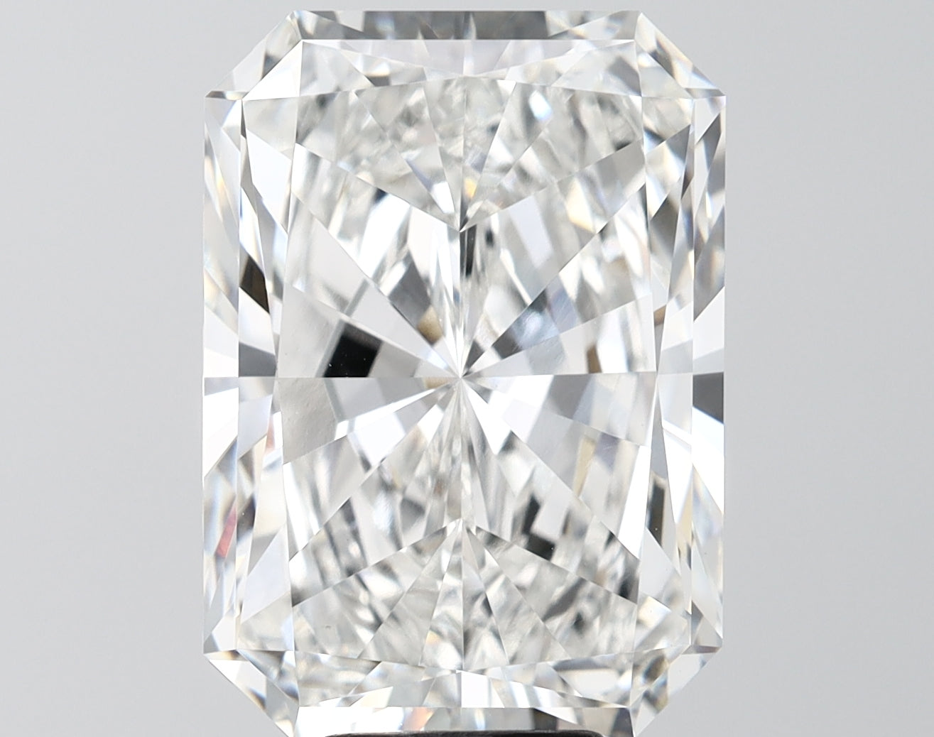 9.56ct Radiant E VVS2 Lab-Grown Diamond