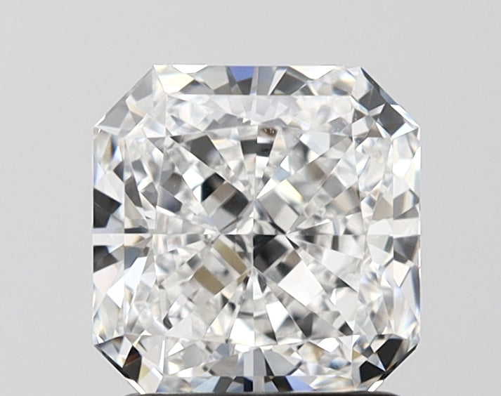 1.74ct Radiant E VVS2 Lab-Grown Diamond