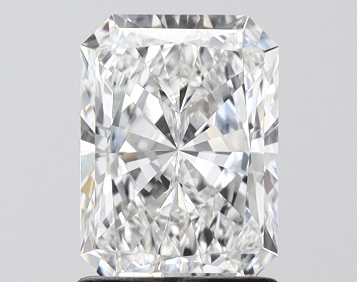 1.45ct Radiant E VVS2 Lab-Grown Diamond