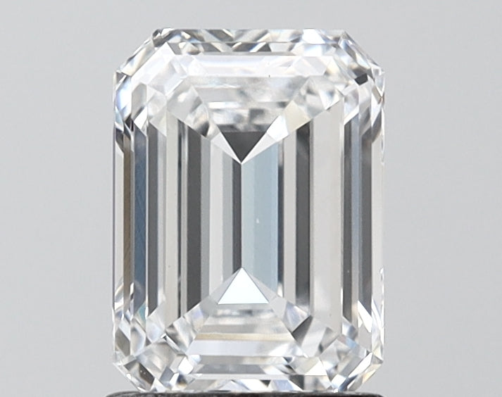 1.57ct Emerald D VVS2 Lab-Grown Diamond