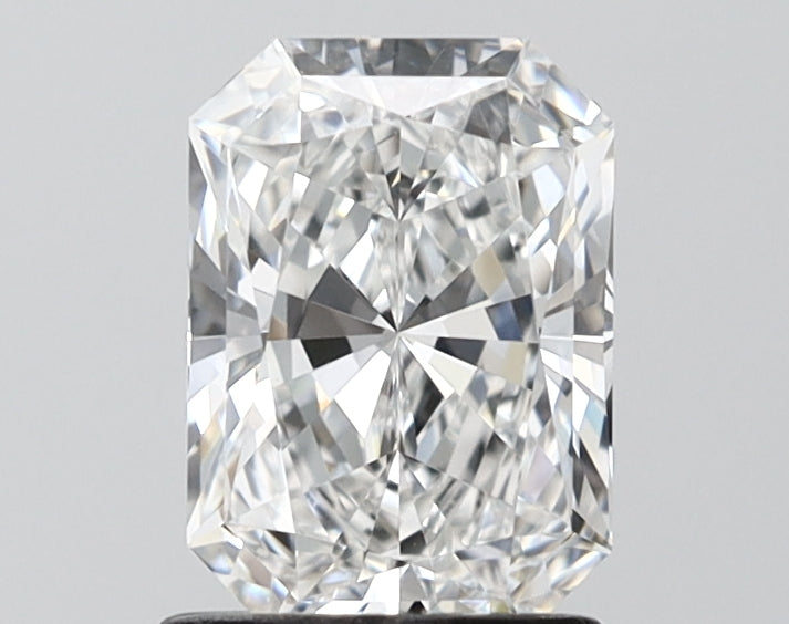 1.40ct Radiant E VVS2 Lab-Grown Diamond