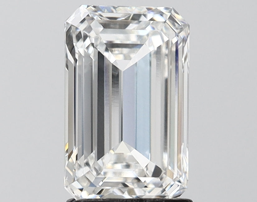 2.15ct Emerald F VVS2 Lab-Grown Diamond