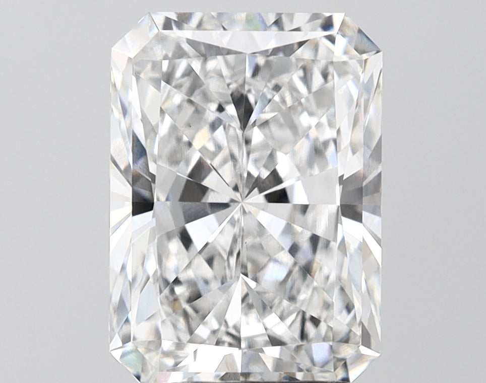 4.04ct Radiant E VVS2 Lab-Grown Diamond